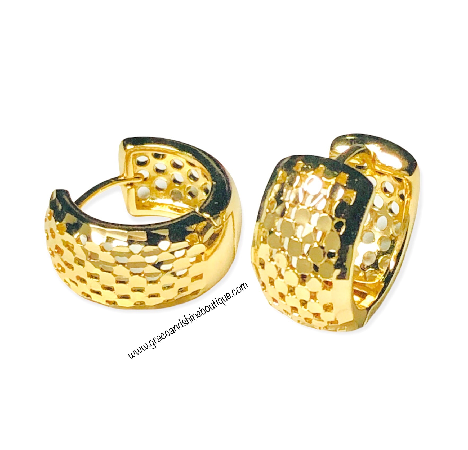 Elegant Mesh Huggie Earrings -14K Gold P.