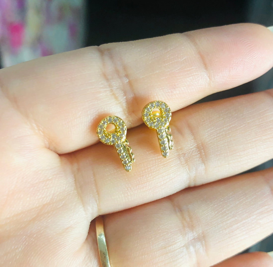18k Gold Key Of Success Earrings